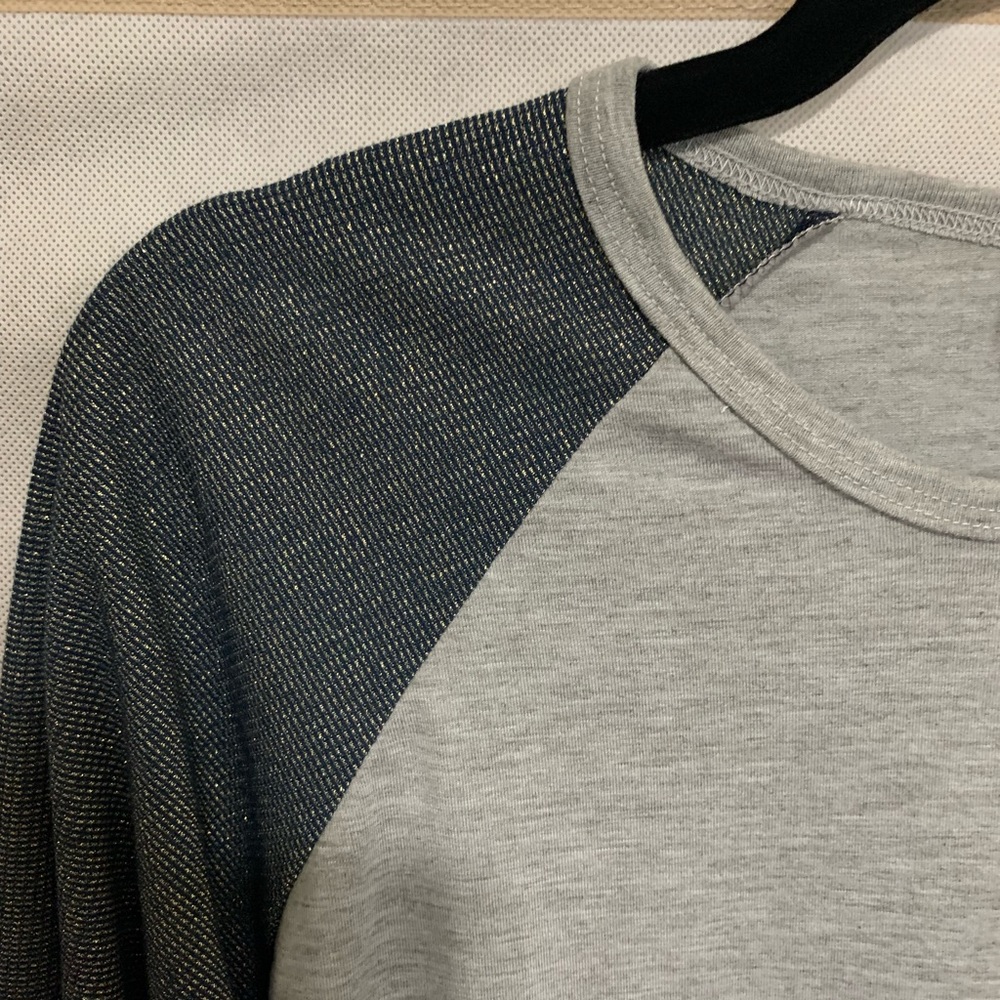 LulaRoe Randy Tee - Picture 6 of 12